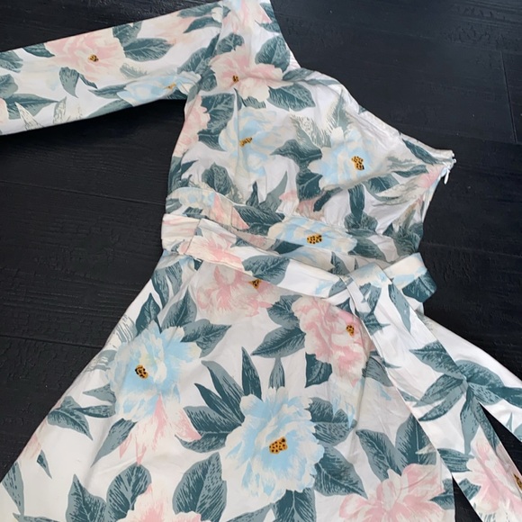 Billabong x The Salty Blonde one sleeve Dress Large * READ below - Picture 2 of 16